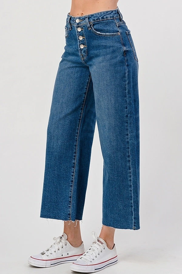 Medium Wash - High Rise Wide Leg Jeans — alternate view 3