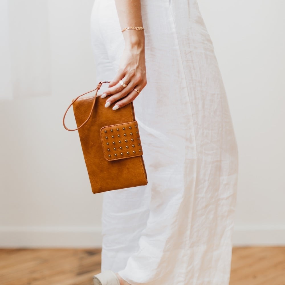 Riviera Maya Rivet Clutch - Brown — alternate view 2