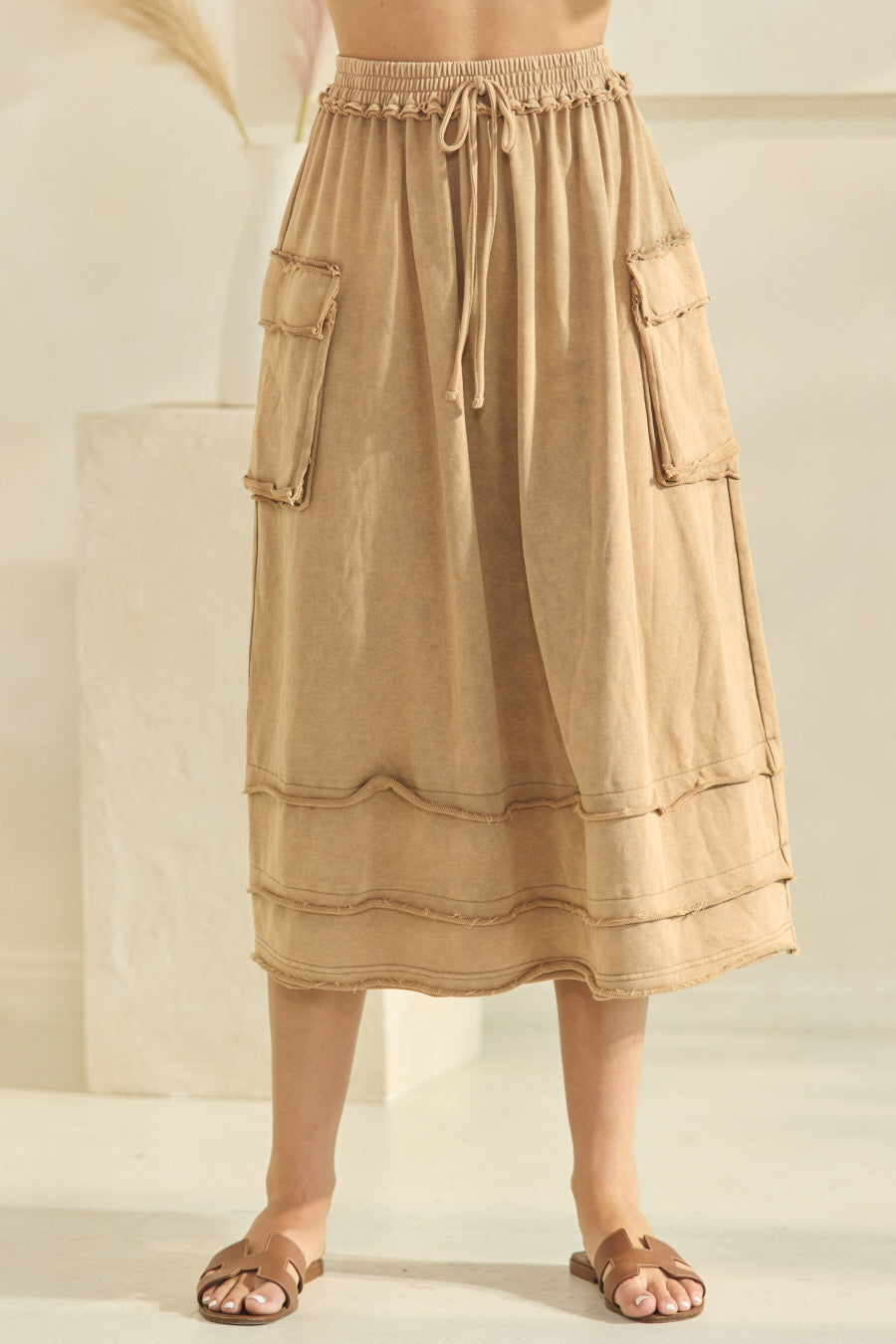 Acid Washed French Terry Skirt Washed Taupe — alternate view 3