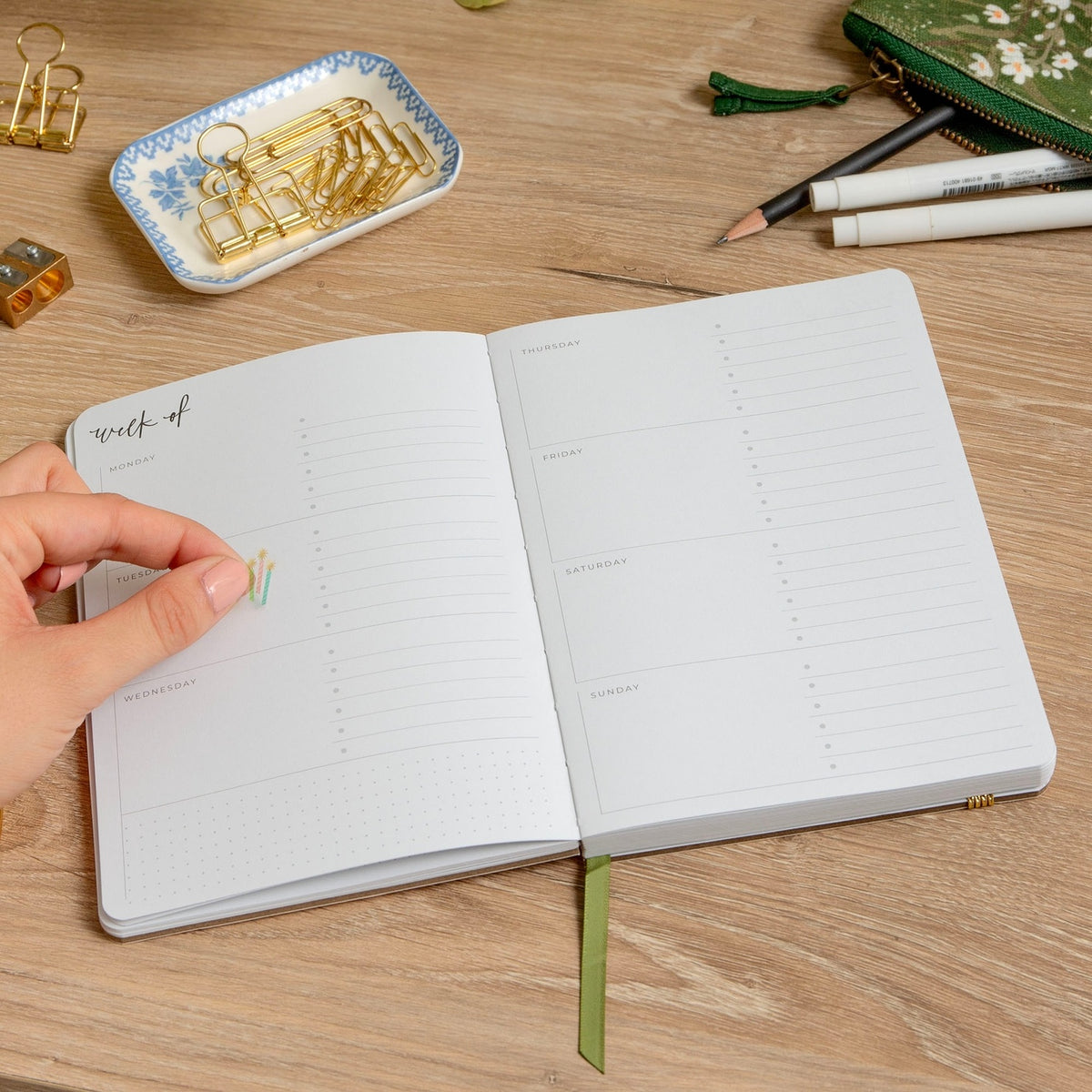 Clio Petite Planner: Undated — alternate view 6