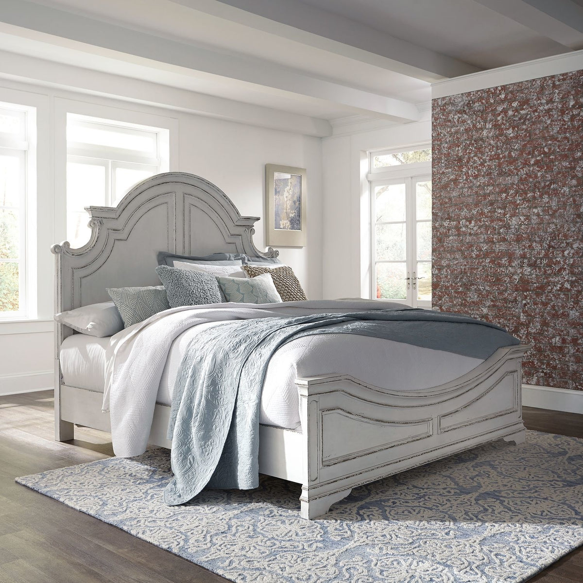 Magnolia Manor King Panel Bed