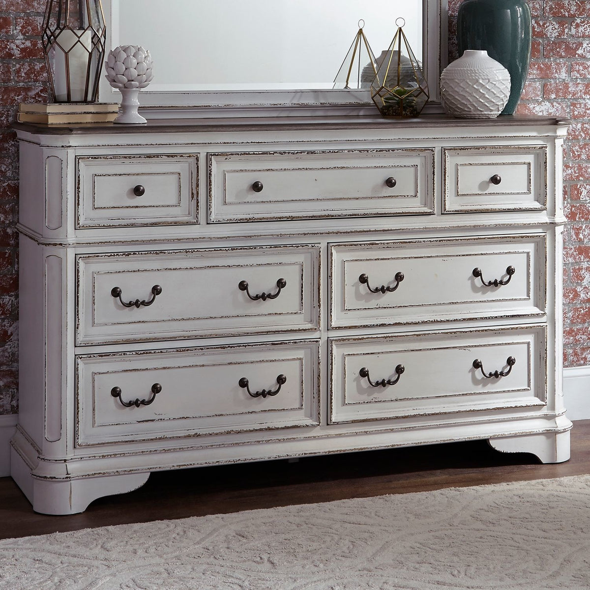 Magnolia Manor 7 Drawer Dresser-1 — alternate view 2