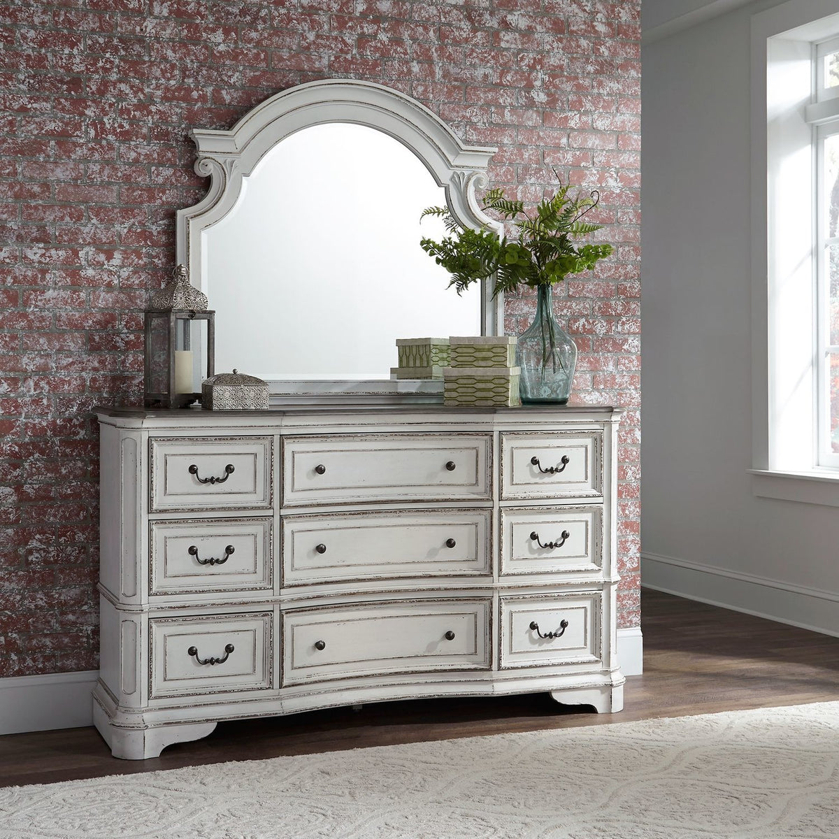 Magnolia Manor  Mirror — alternate view 2