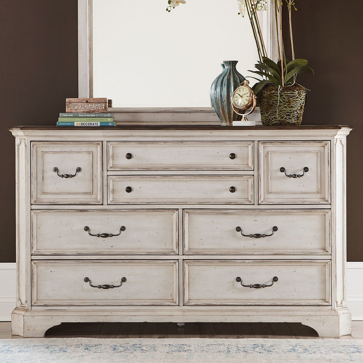 Abbey Road 8 Drawer Dresser