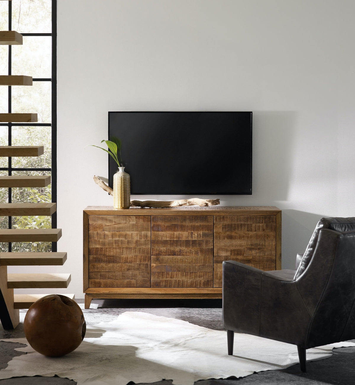 Entertainment Console 64in