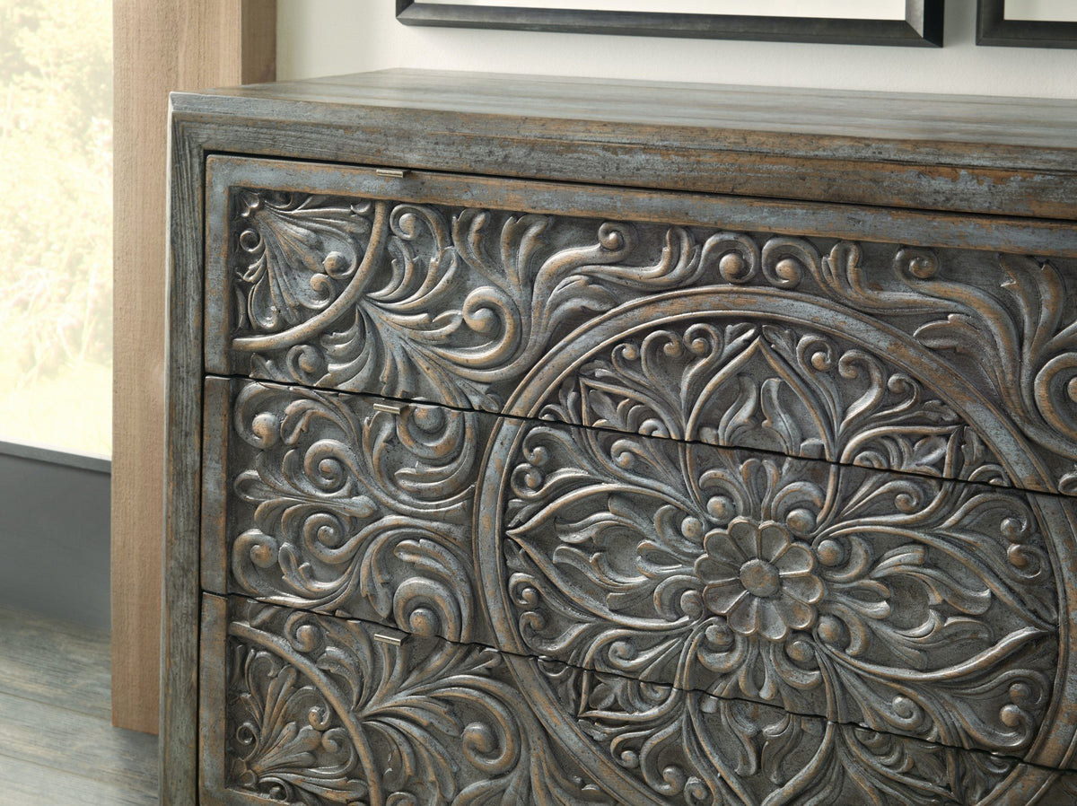 La Grange Lockhart Three-Drawer Accent Chest — alternate view 4