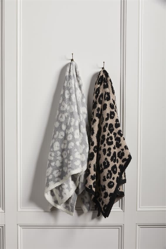 Tan Leopard Blanket — alternate view 4