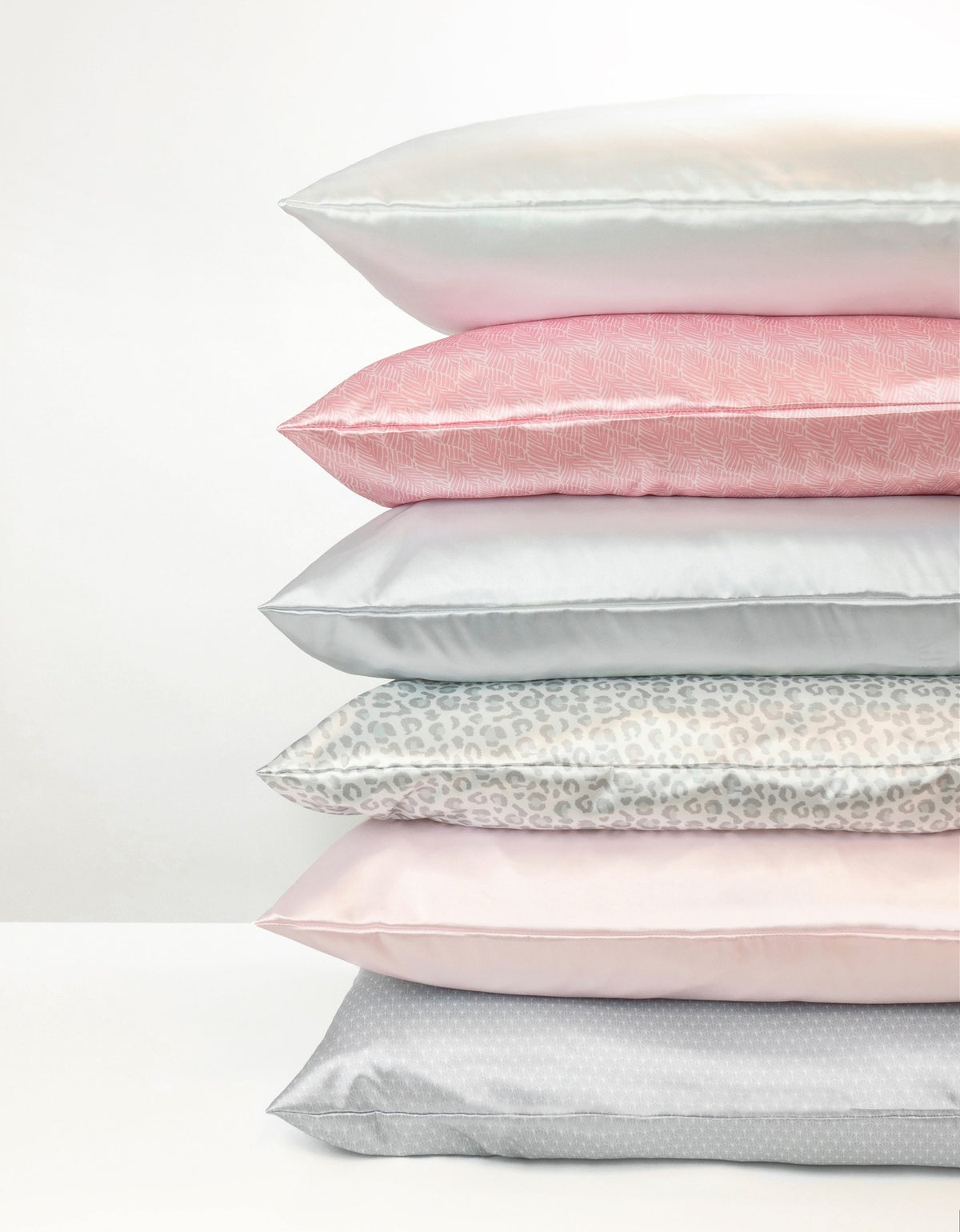Printed Silky Satin Pillowcase — alternate view 5