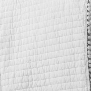 Pom Pom White Quilt Full/Queen