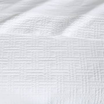 Melange White Stitch Quilt Set King/Cal King — alternate view 2