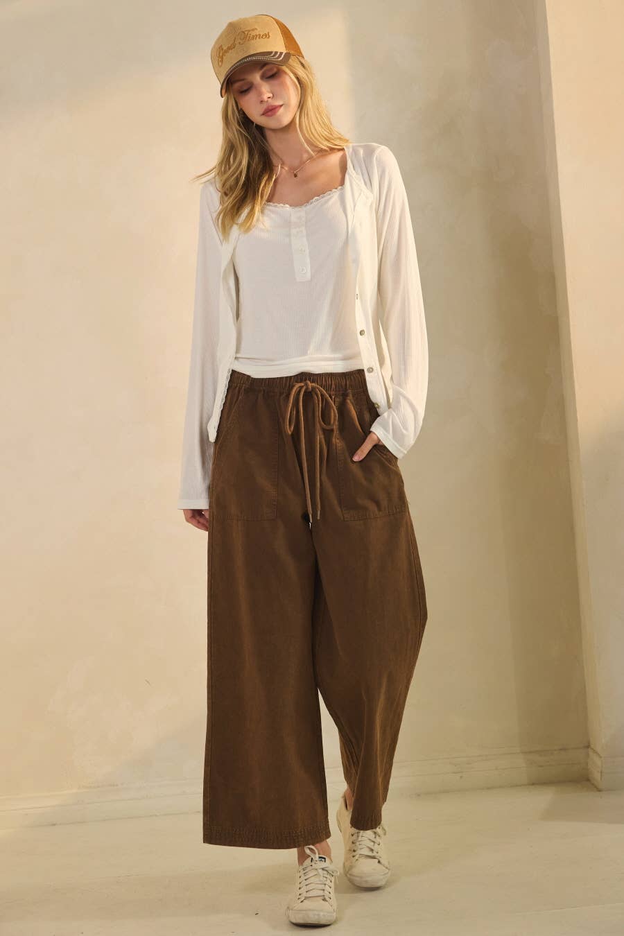 Wide-Leg Acid Washed Pants — alternate view 3