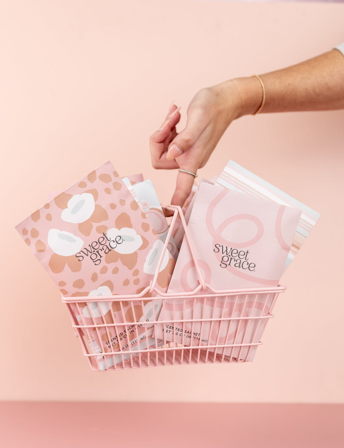 Sweet Grace Modern Flower Sachet — alternate view 2