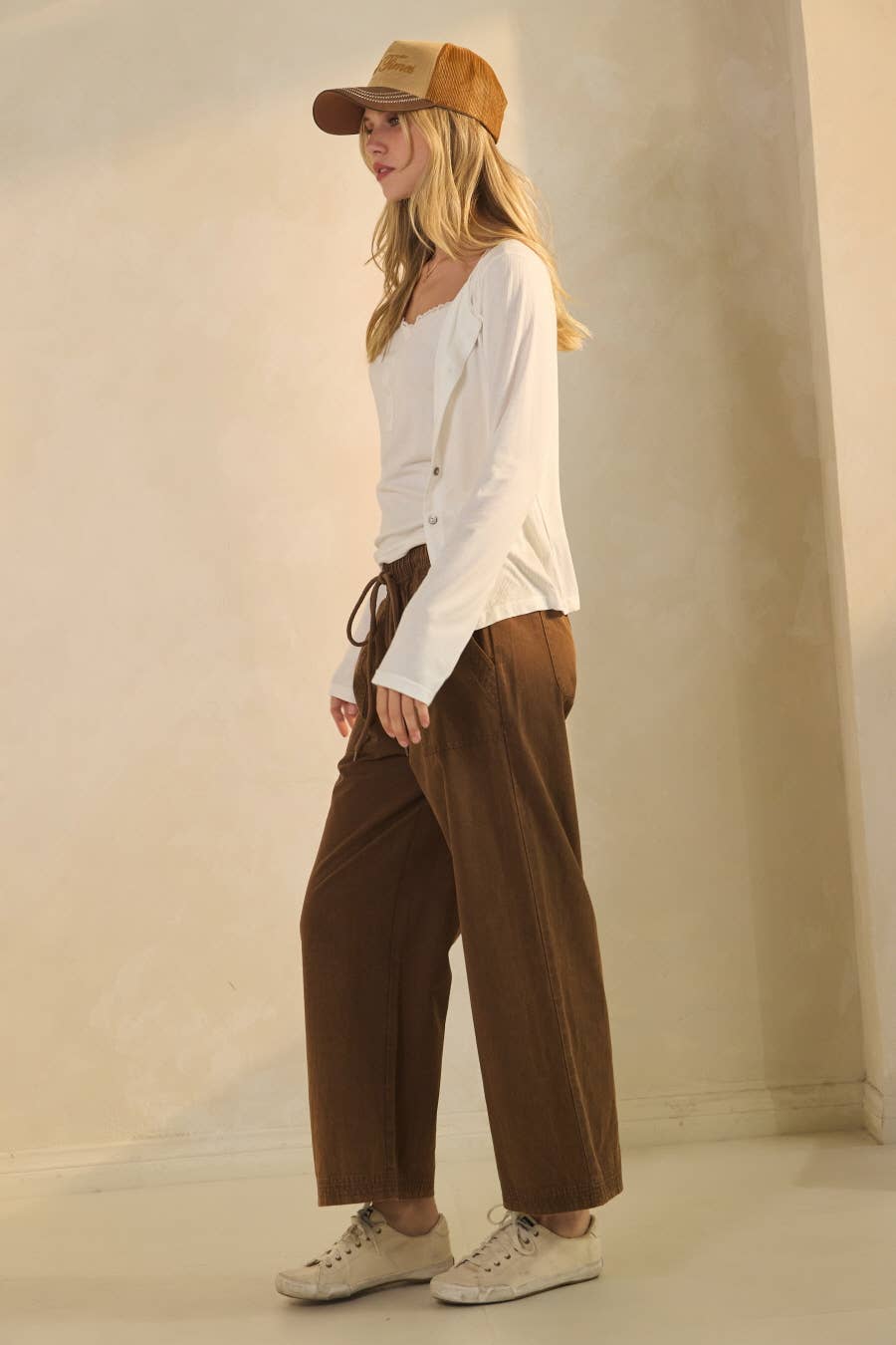 Wide-Leg Acid Washed Pants — alternate view 4