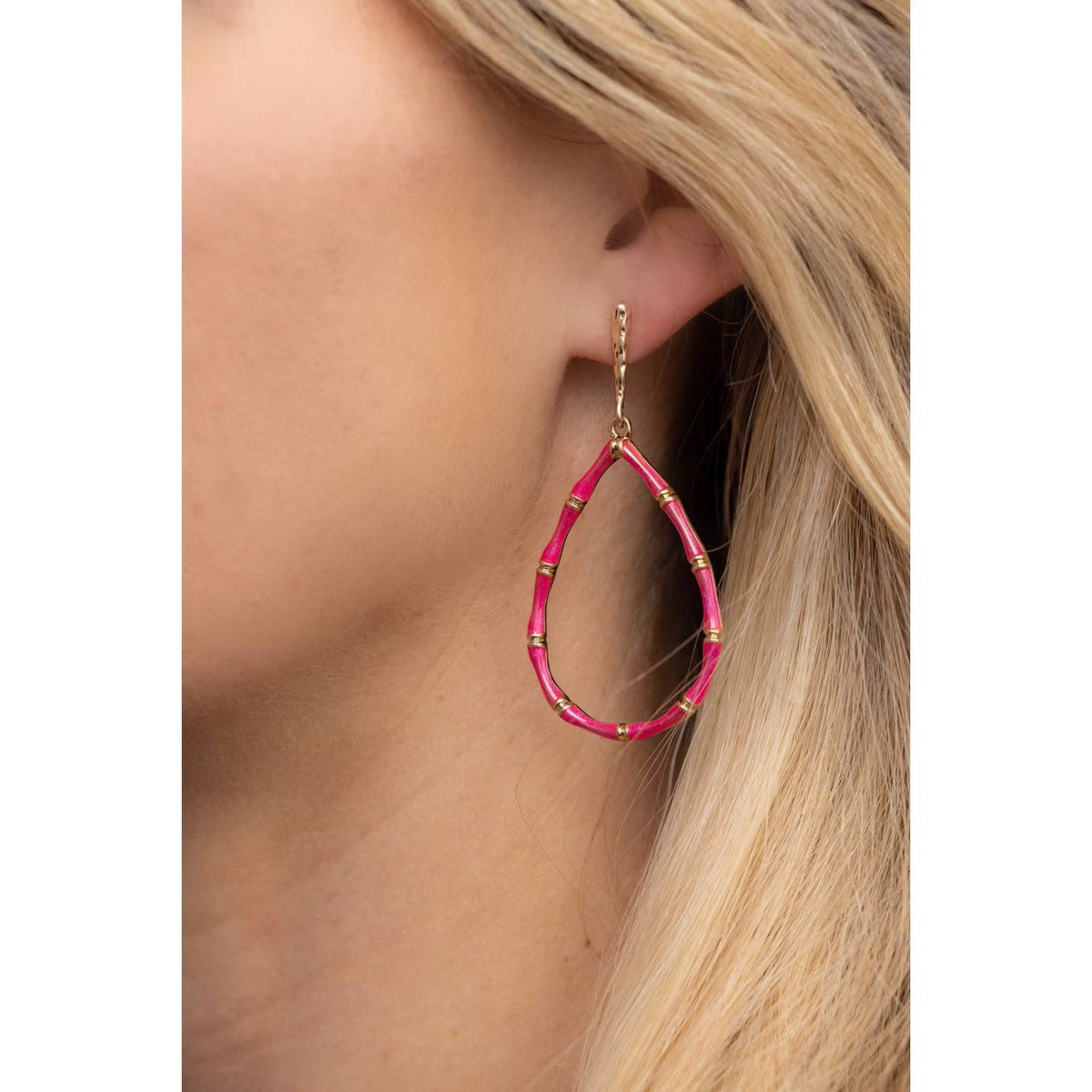 Pearlized Teardrop Earrings - Pink
