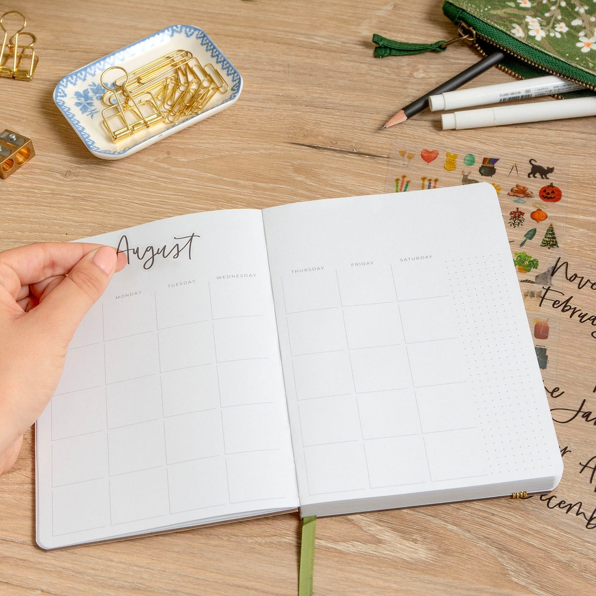 Clio Petite Planner: Undated — alternate view 7