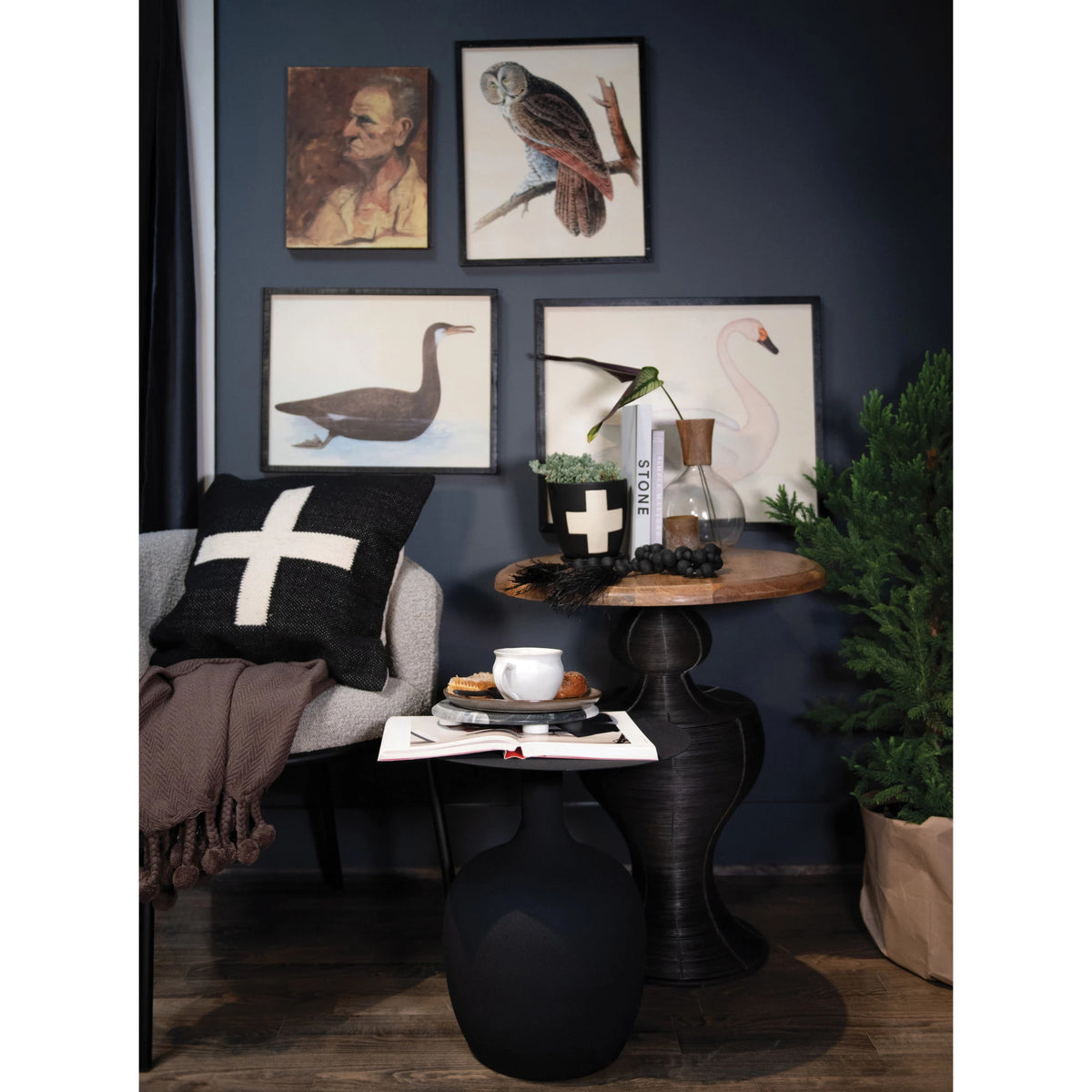Formed Metal Wire & Mango Wood Table, Natural & Black
