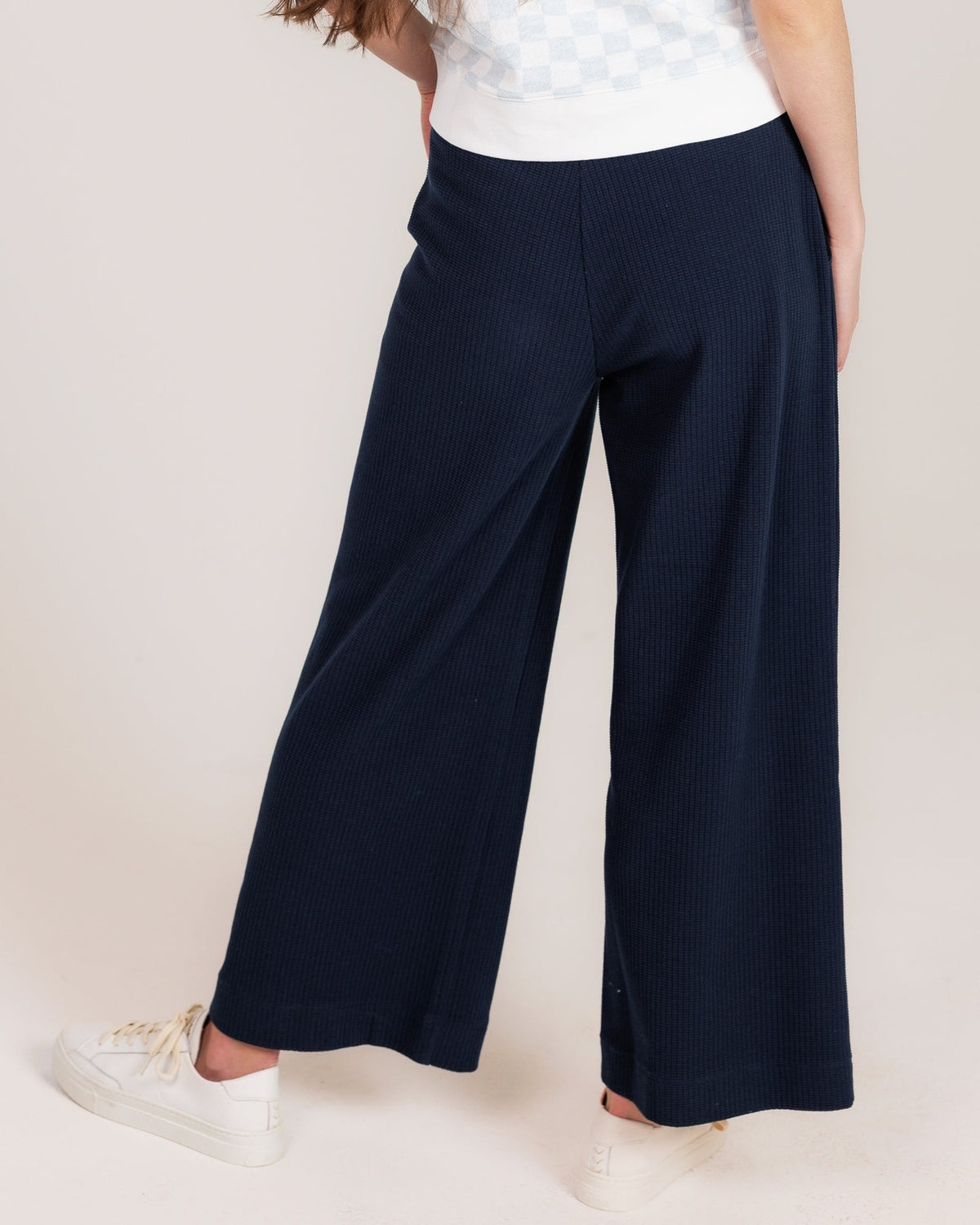 The Weekender Pant — alternate view 2