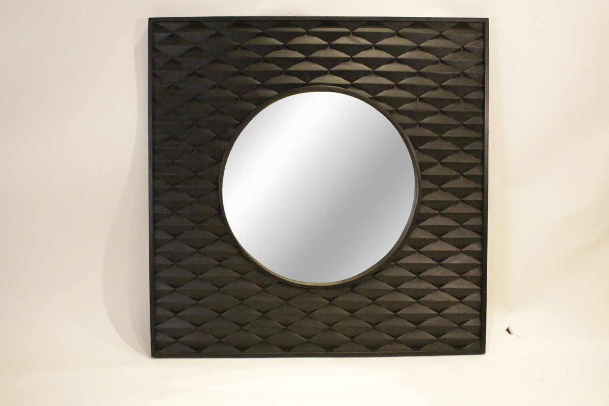 Black Almas Mirror