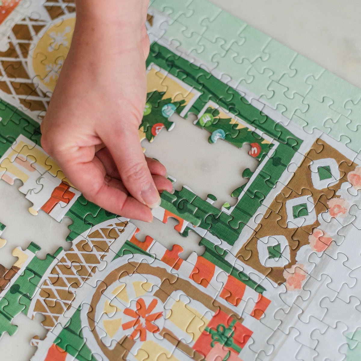 Gingerbread Christmas - 500 Piece Jigsaw Puzzle — alternate view 4