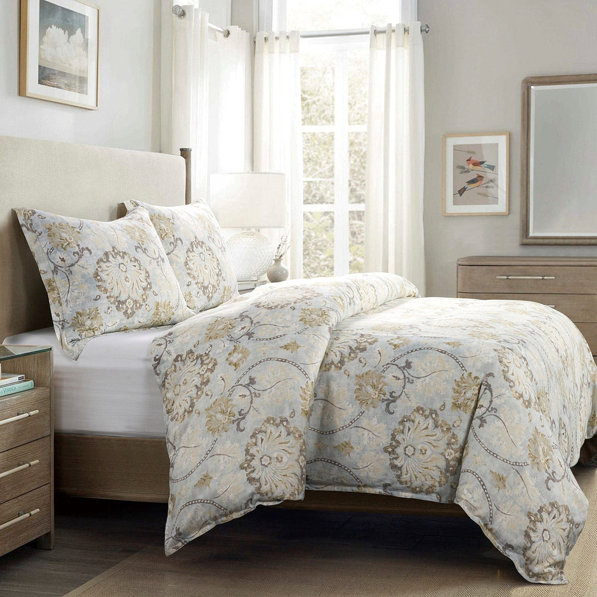Dalia Washed Linen Bedding Set — alternate view 3