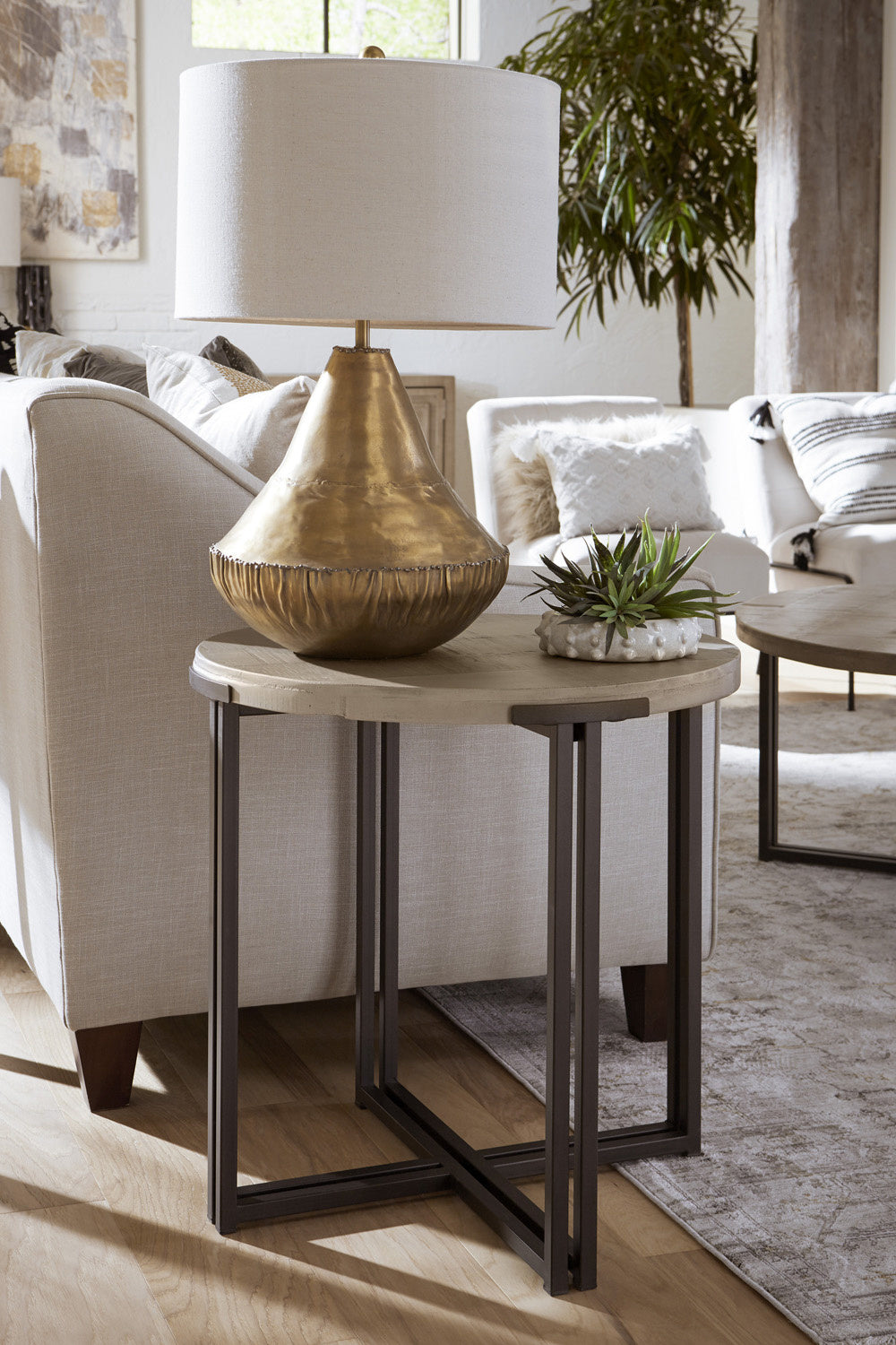 Zander End Table