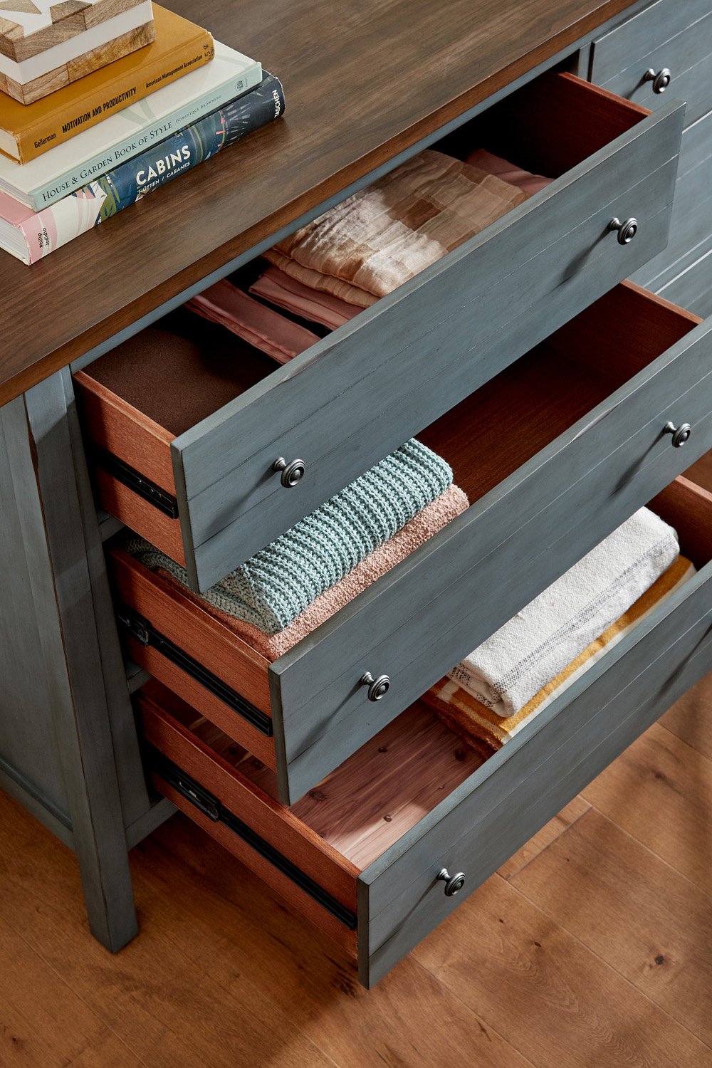 Pinebrook Dresser — alternate view 3