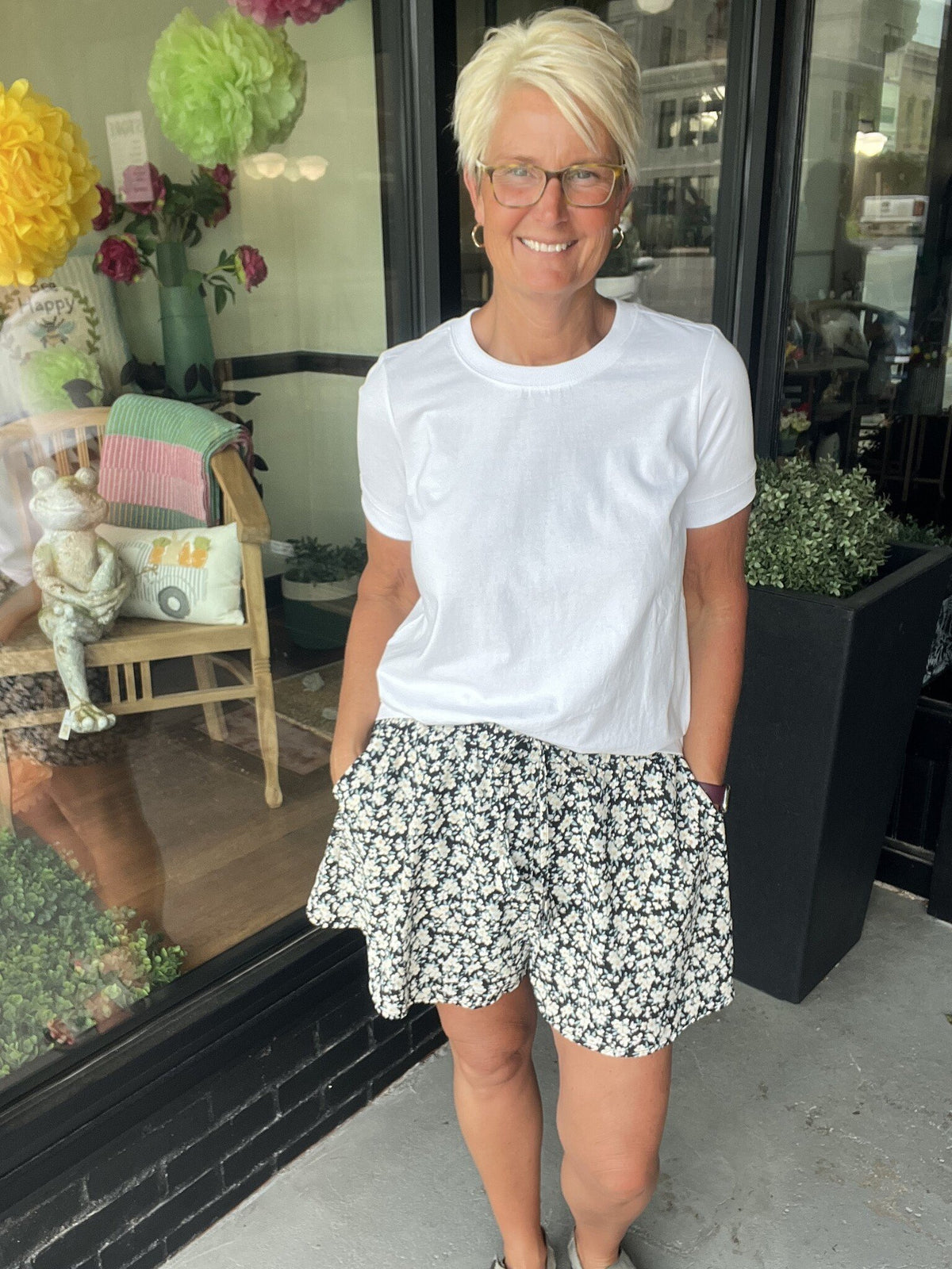 Floral Print Drawstring Waist Wide Leg Short