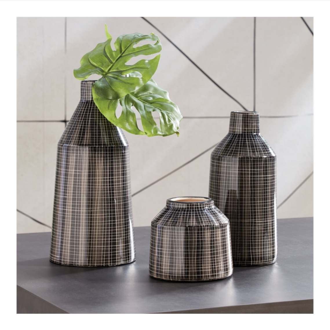 Idzi Bottle Vase- Small