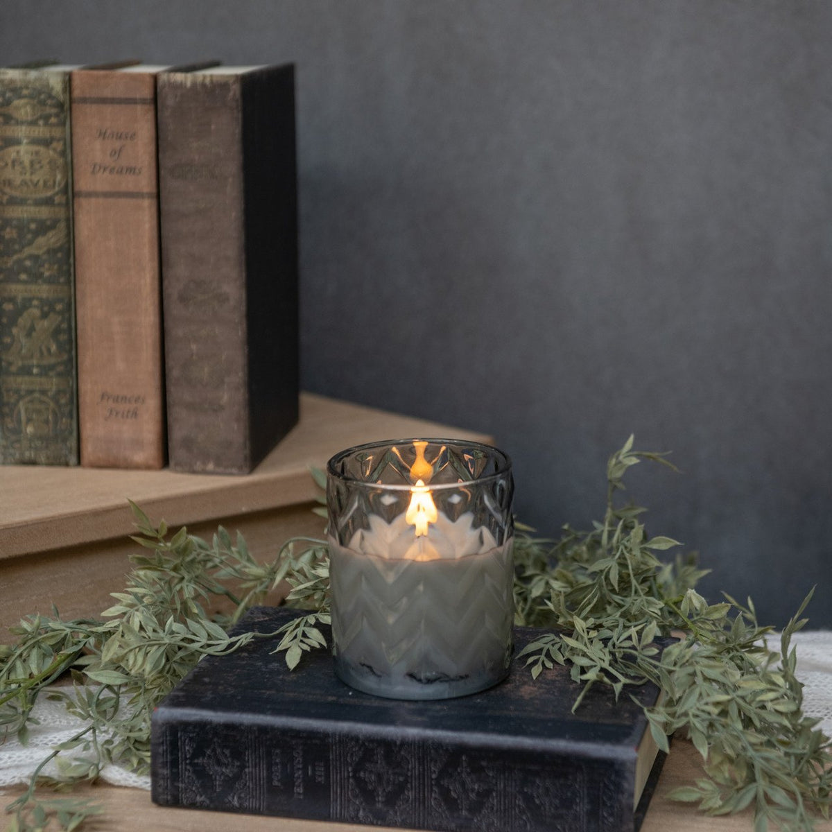Grey Chevron Glass 3d Flame Candle
