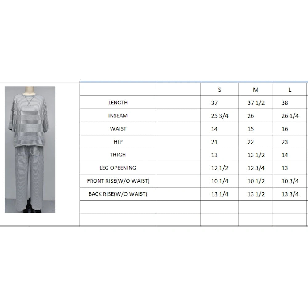 Size chart table with garment measurements alongside a picture of a striped lounge set.