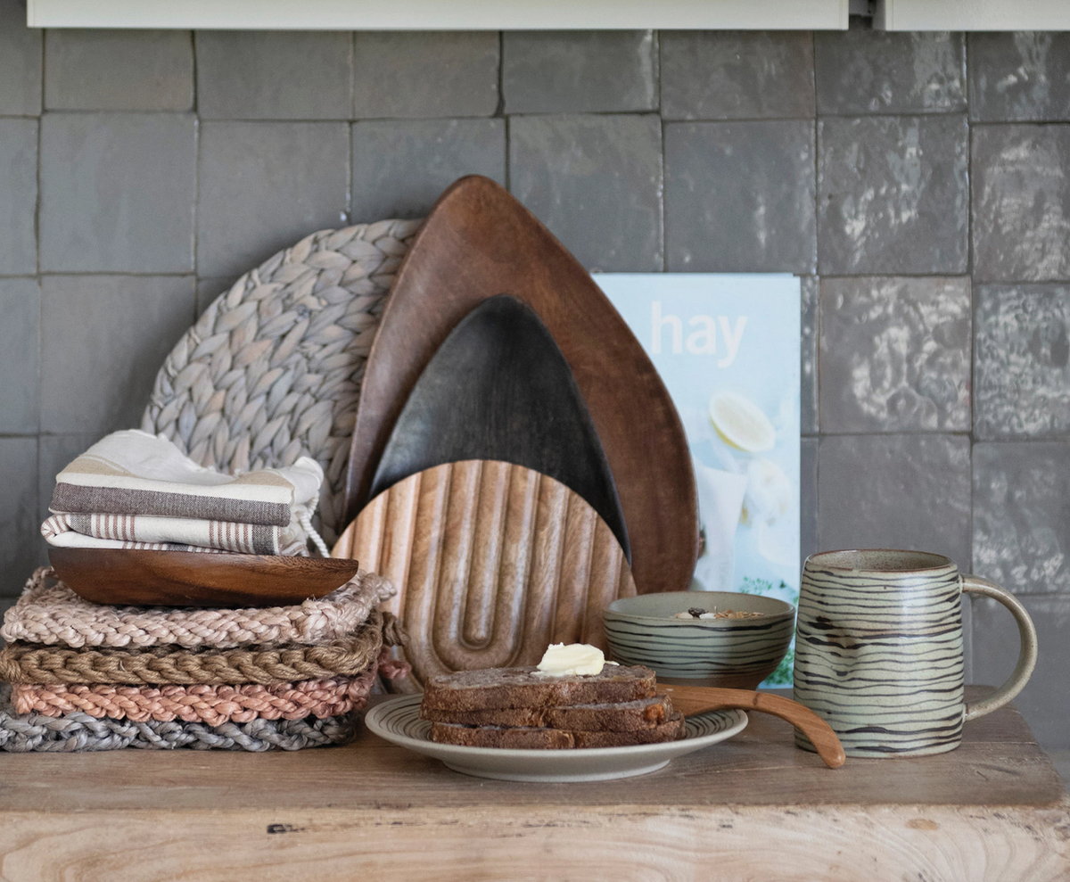 Hand-Carved Mango Wood Trivet — alternate view 2