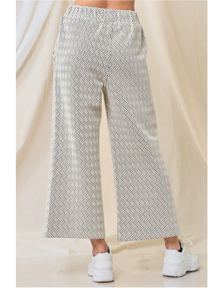 Textured Cropped Wide Pants- Cream/ Grey — alternate view 3