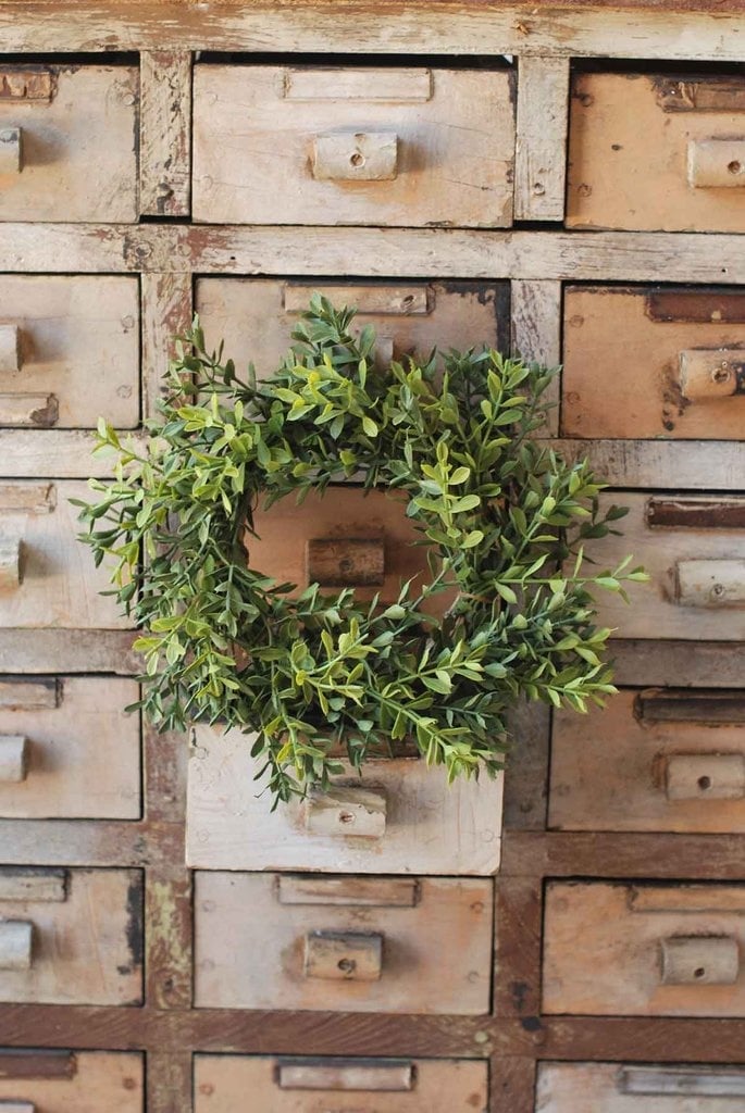 New England Boxwood Candle Ring — alternate view 2